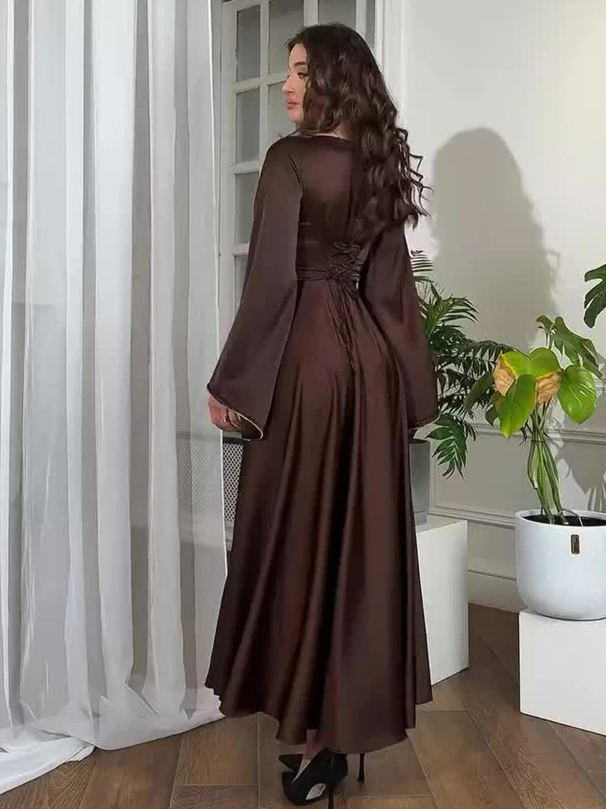 Robe Marianne – Longue à Manches Longues