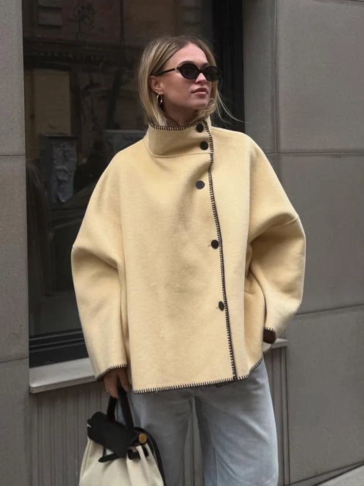 Manteau à col montant et boutons Élise