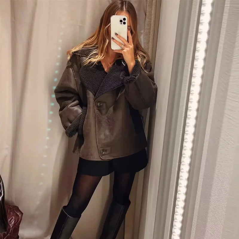 Veste en cuir à boutons Claire