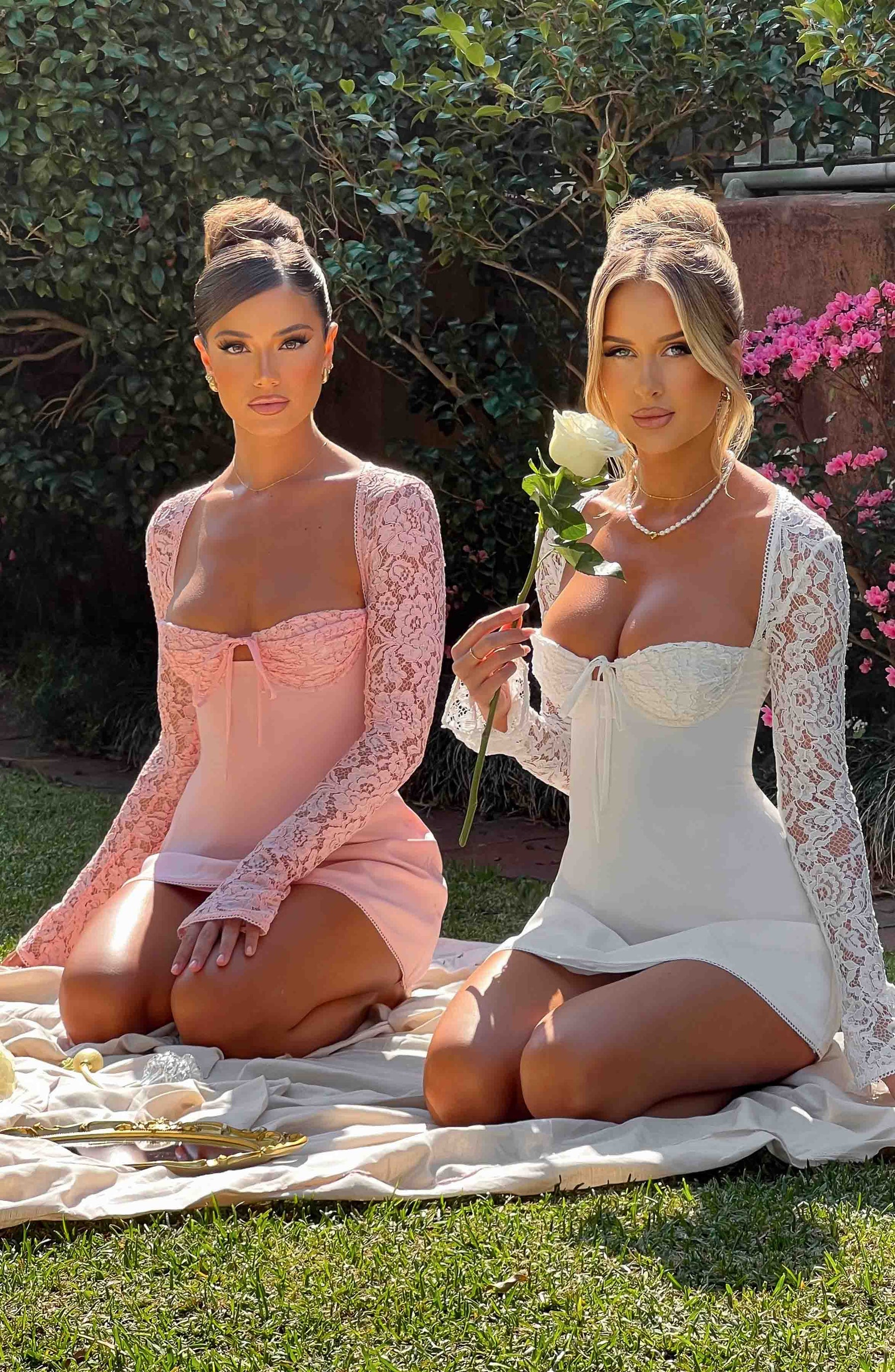 Robe Courte En Dentelle Jacinta