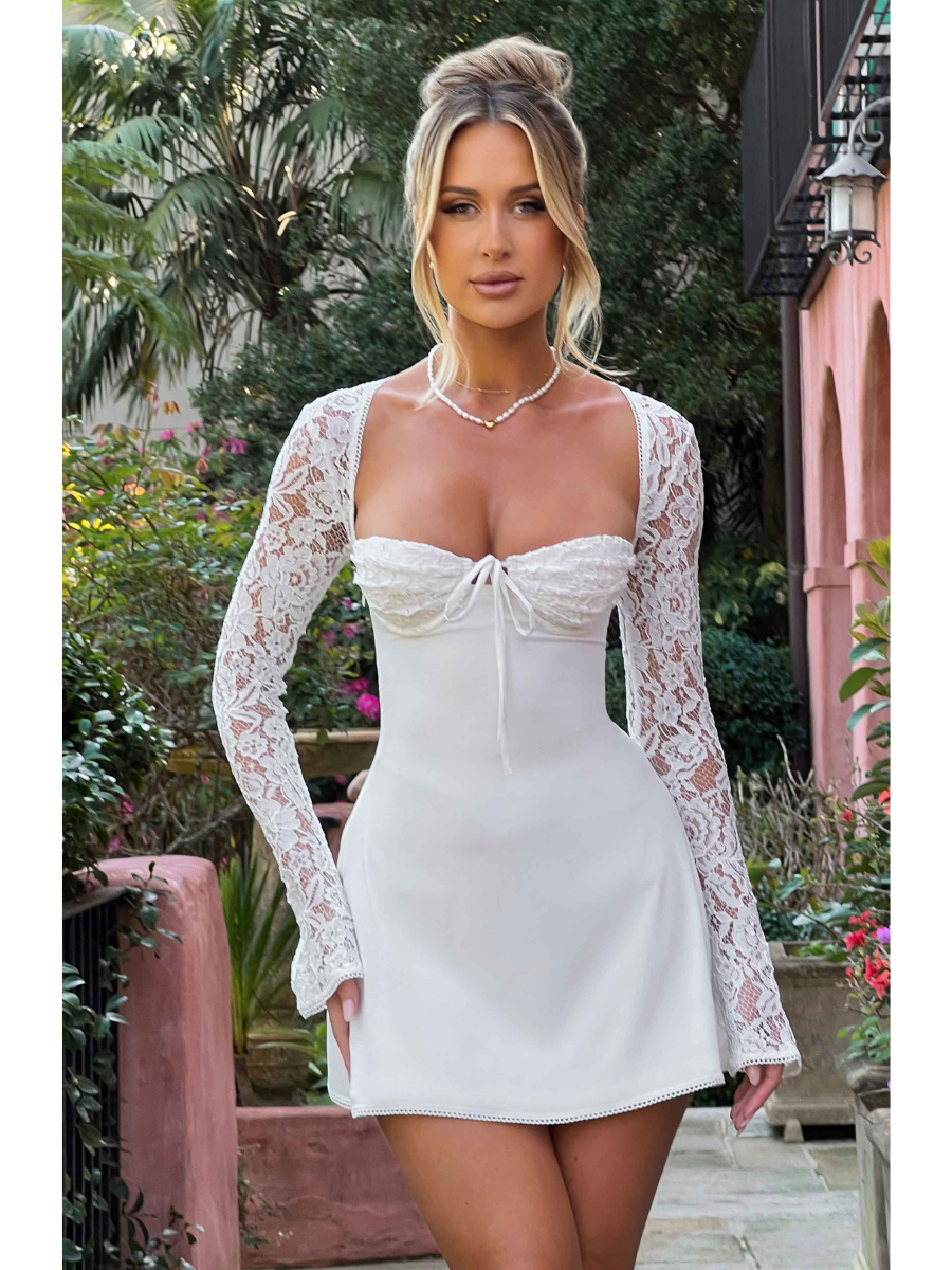 Robe Courte En Dentelle Jacinta