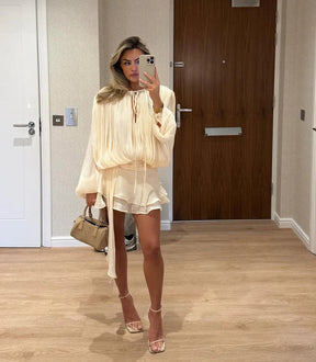 Robe Courte Asymétrique Volants Bela