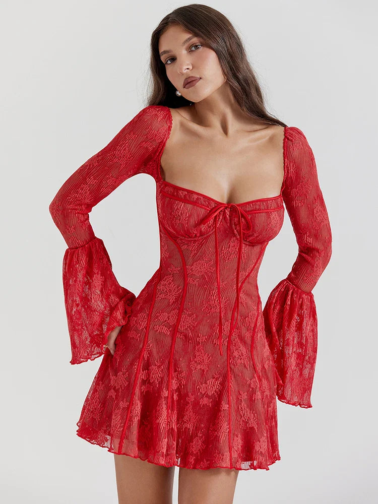 Robe Courte En Dentelle Manches Longues Nicoly