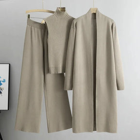 Ensemble Joyce – Tricoté, Pantalon • Chemisier • Veste