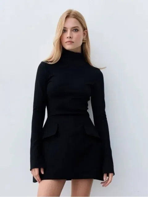 Robe Courte Col Roulé Manches Longues Paris