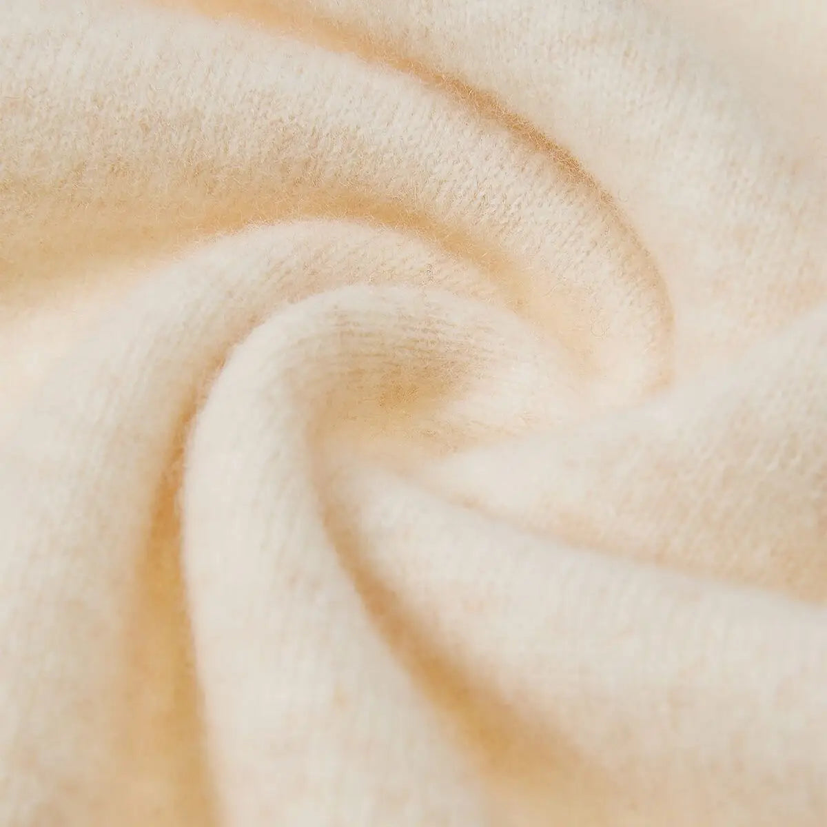 Pull Clarissa – En Laine à Col Montant