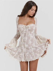 Robe Courte En Dentelle Manches Longues Nicoly