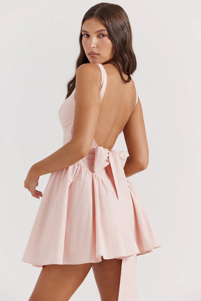 Robe Courte Élégante Anabel