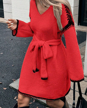 Robe Natalie – Courte, Manches Longues en Maille