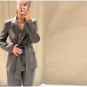 Ensemble Mariane – Pantalon Gris & Blazer