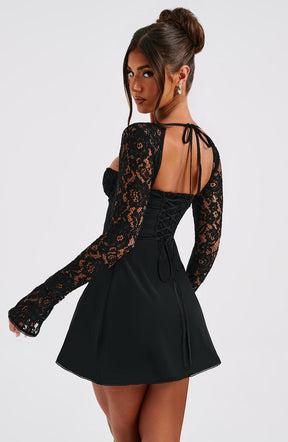 Robe Courte En Dentelle Jacinta