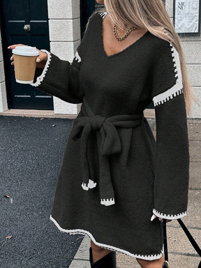 Robe Natalie – Courte, Manches Longues en Maille